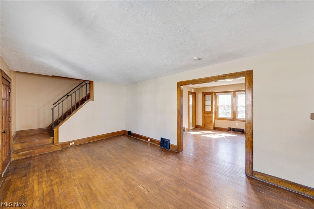 891 Selwyn Road Cleveland Heights, OH 44112 - Photo 9 of 34 Gallery Image 9