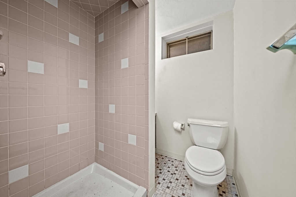 23 Buttaro Road Woburn, MA 01801 - Photo 18 of 28
