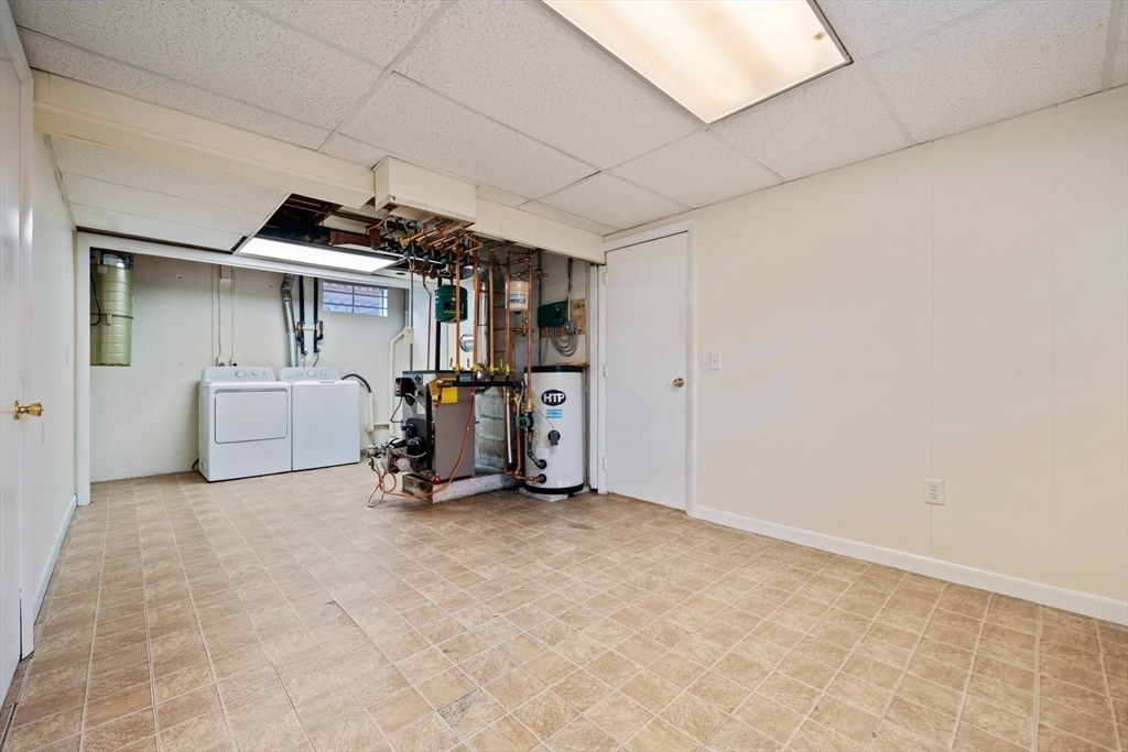 23 Buttaro Road Woburn, MA 01801 - Photo 20 of 28