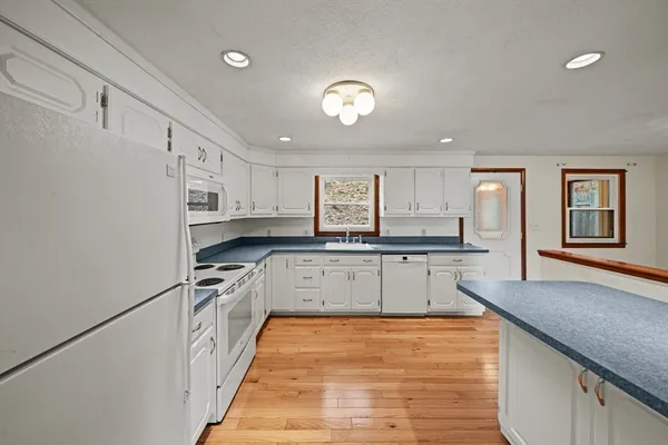 $775,000 | 23 Buttaro Road, Woburn, MA 01801