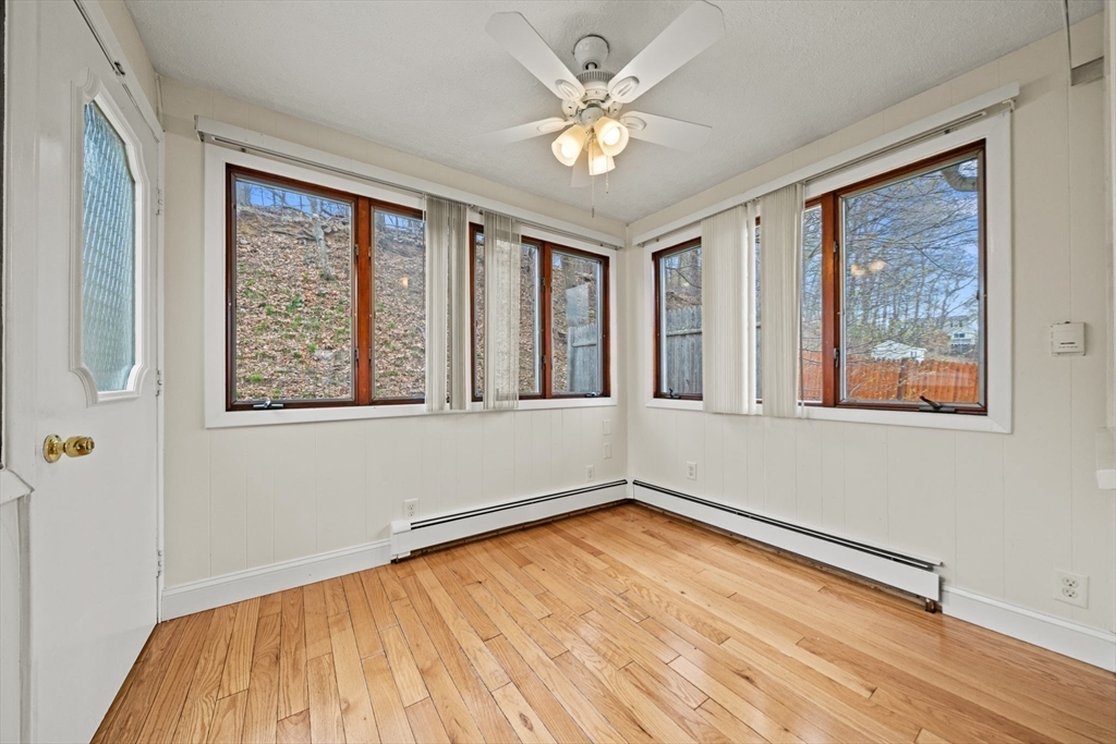 23 Buttaro Road Woburn, MA 01801 - Photo 9 of 28