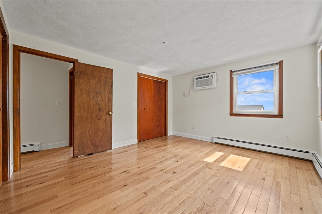 23 Buttaro Road Woburn, MA 01801 - Photo 10 of 28