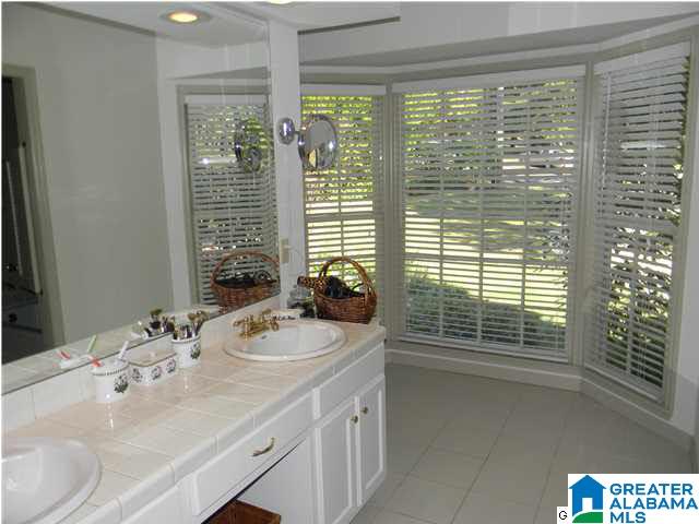 215 Snake Hill Road Trussville, AL 35173 - Photo 18 of 32