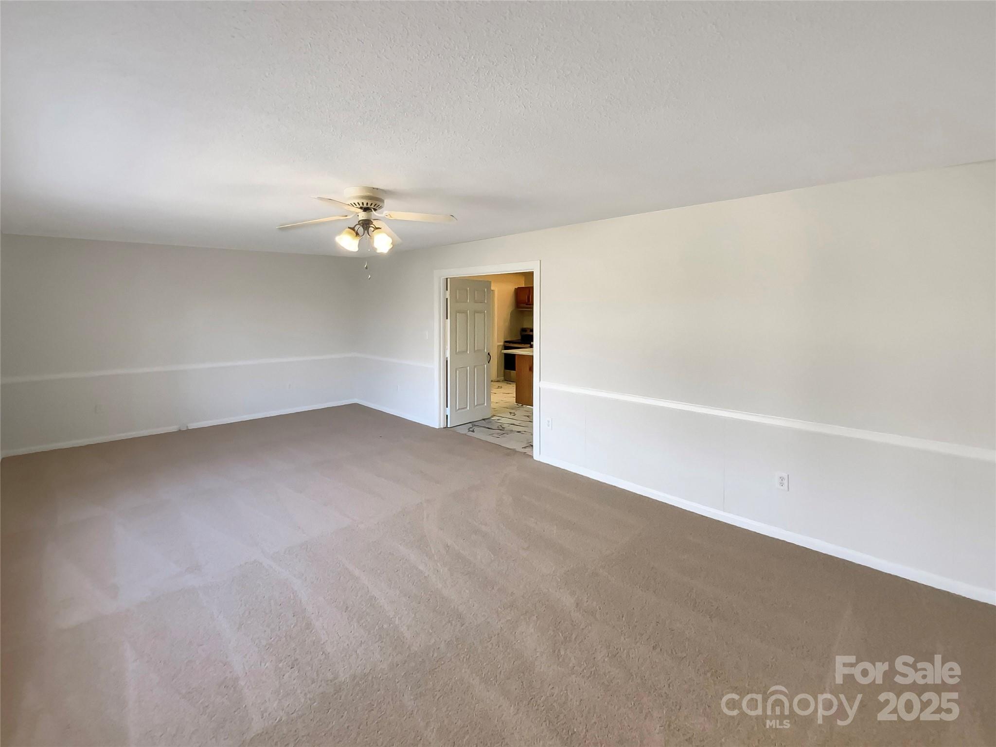 801 Crestridge Road Statesville, NC 28677 - Photo 3 of 21 Gallery Image 3