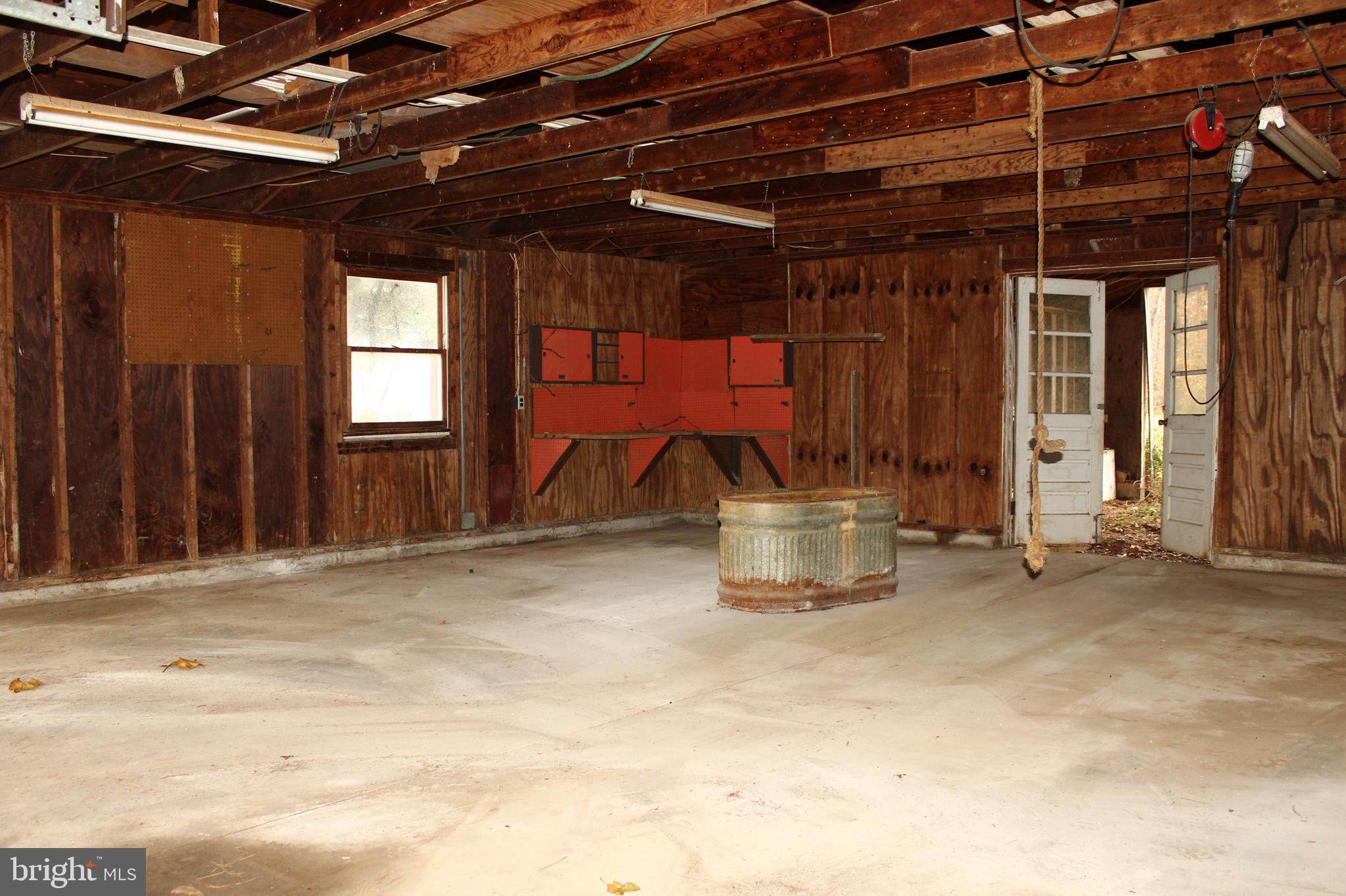 268 Saw Mill Road Townsend, DE 19734 - Photo 36 of 46 Detached garage