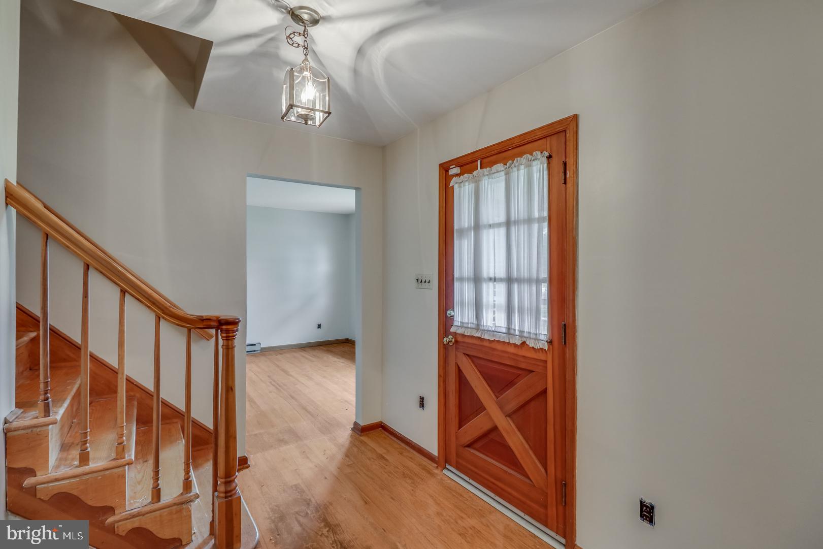 268 Saw Mill Road Townsend, DE 19734 - Photo 8 of 46 Foyer
