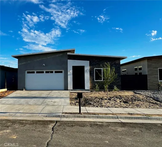 $2,600 | 66241 3rd Street, Desert Hot Springs, CA 92240