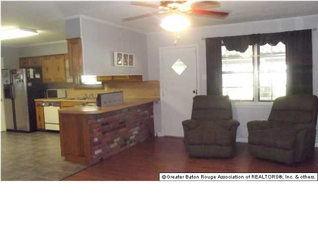 10593 Hooper Road Baton Rouge, LA 70818 - Photo 4 of 9
