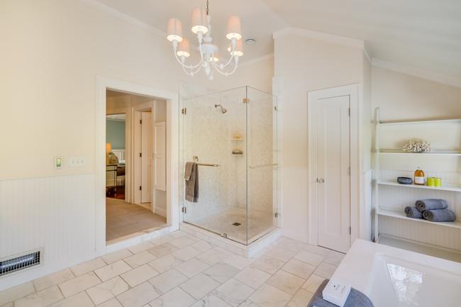 280 Ridgeway Road Woodside, CA 94062 - Photo 44 of 65 a view of a hallway with closet and chandelier fan