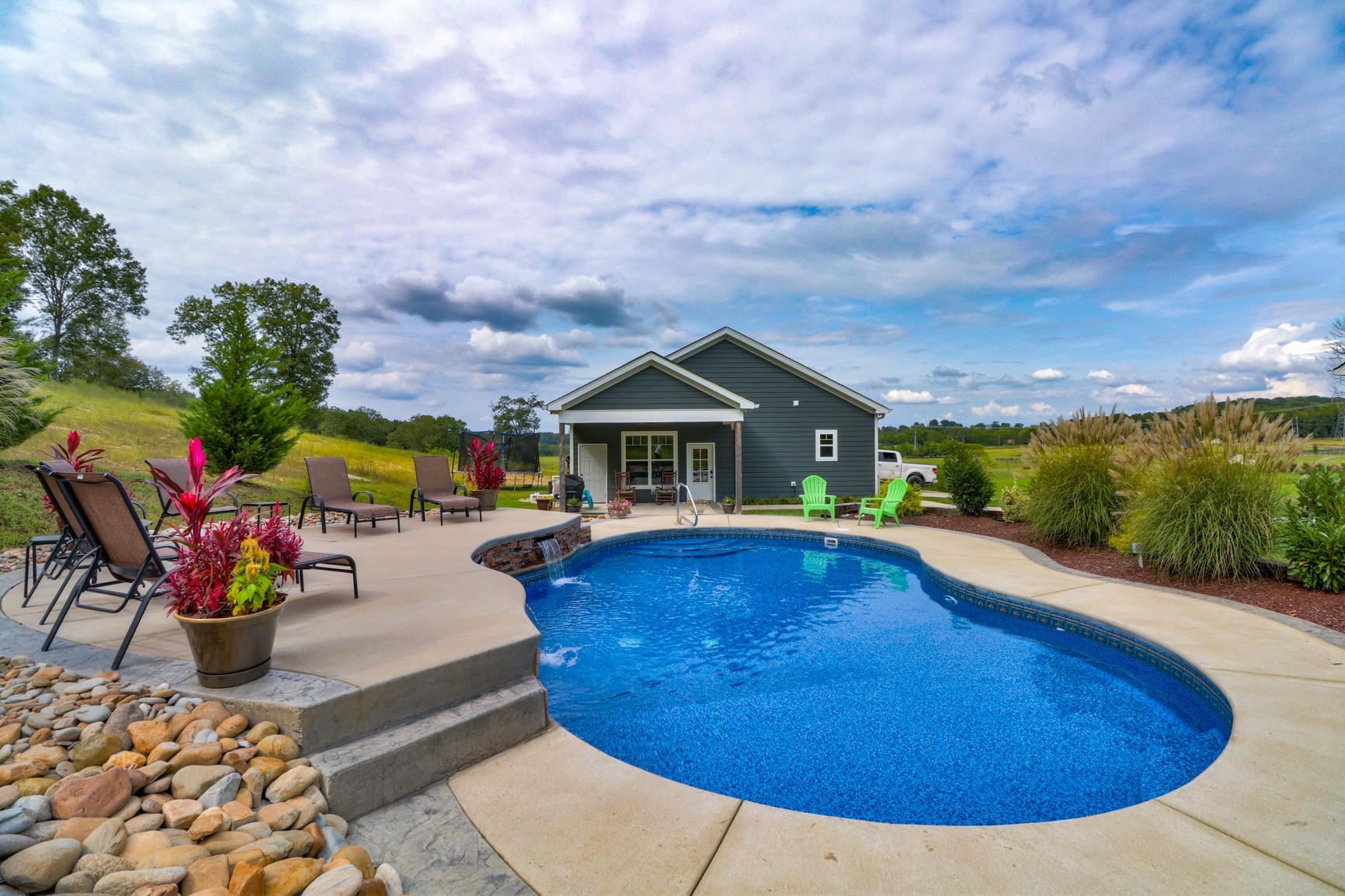 2740 Old Shannon Road Lebanon, TN 37090 - Photo 14 of 50 a swimming pool with outdoor seating yard and barbeque oven