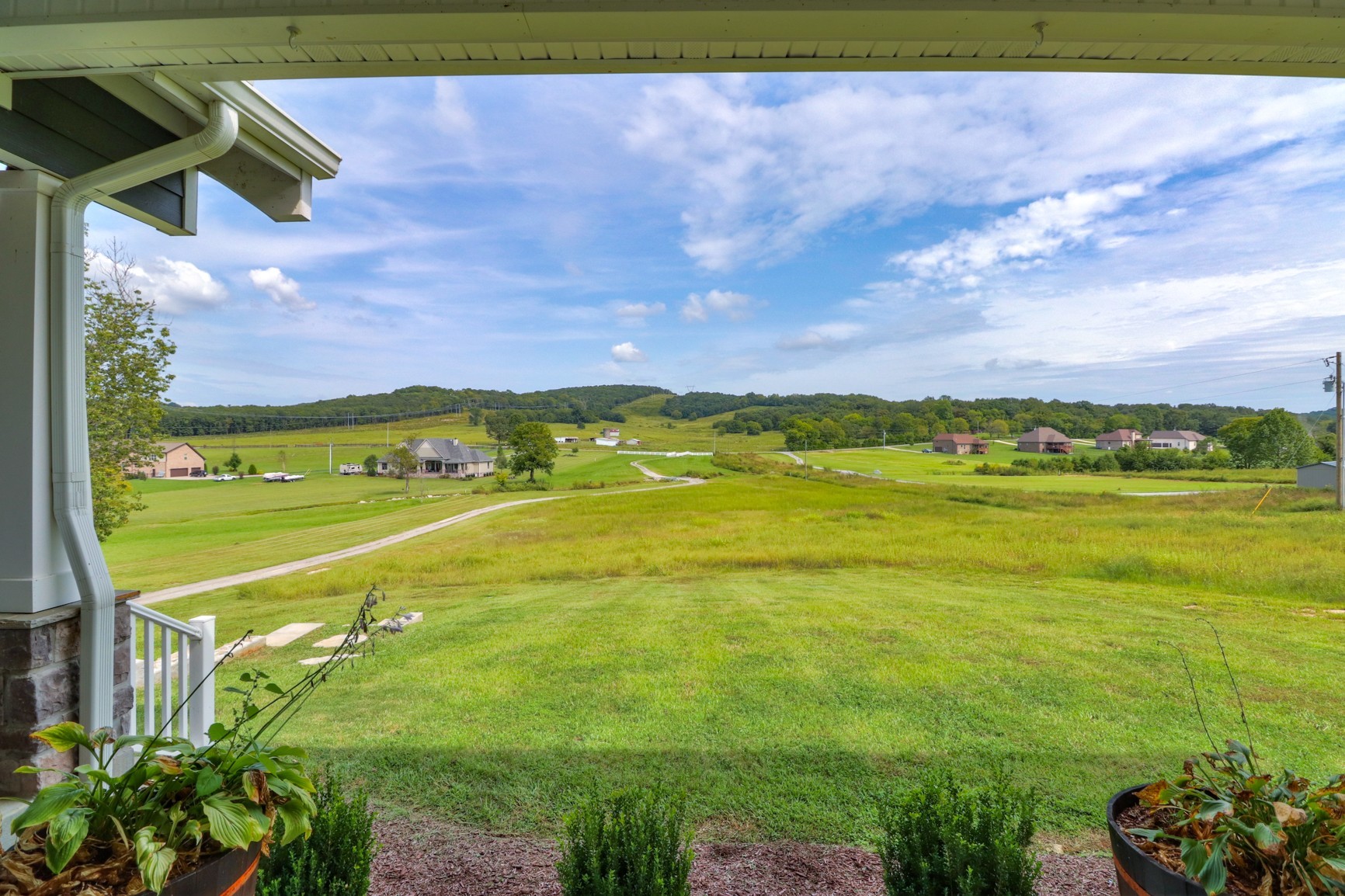 2740 Old Shannon Road Lebanon, TN 37090 - Photo 10 of 50 a view of an ocean from a balcony
