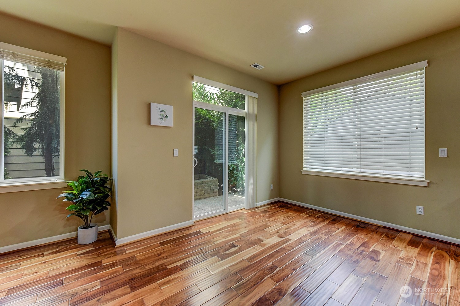 3828 219th Place Southeast Bothell, WA 98021 - Photo 5 of 20