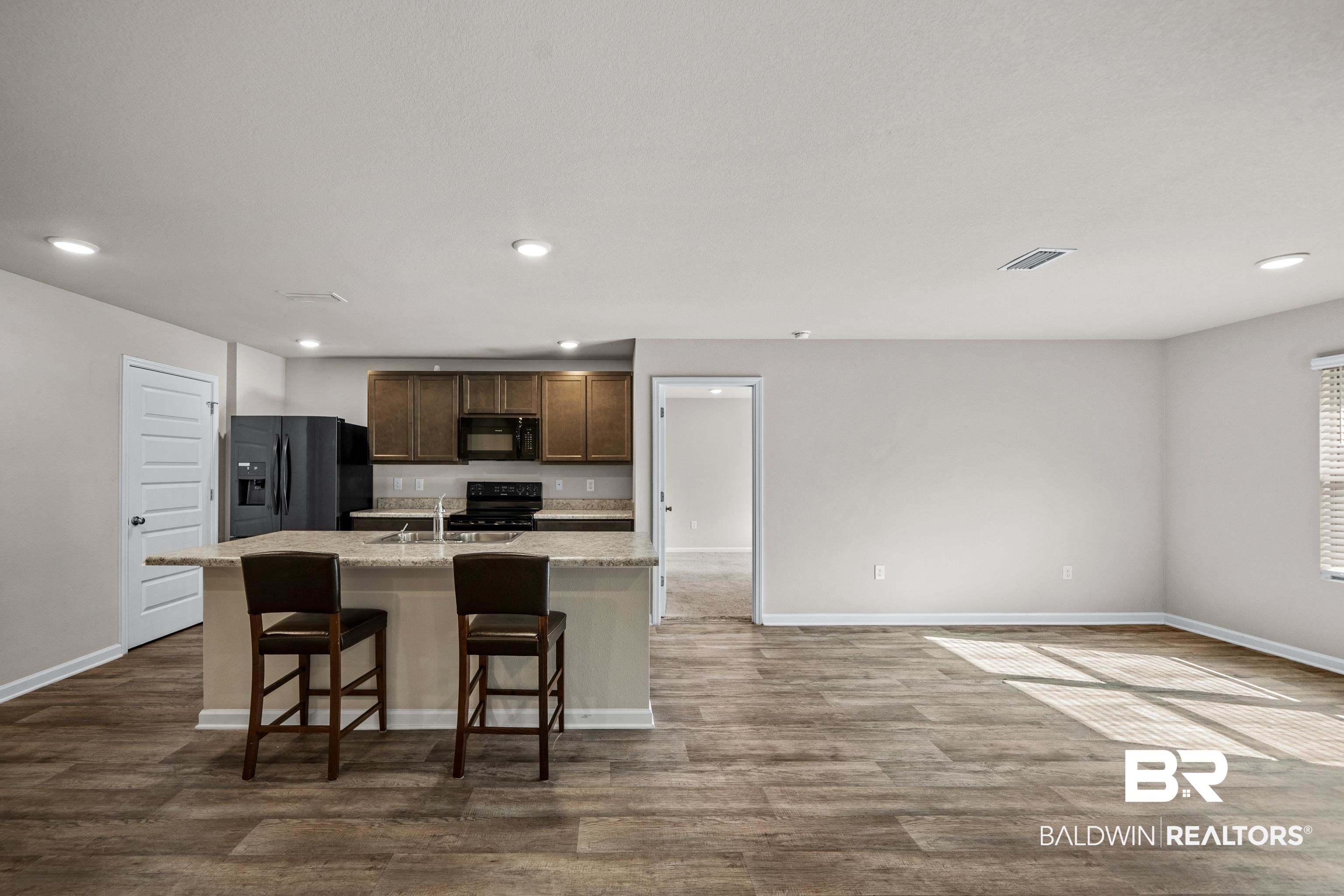 1398 Majesty Loop Foley, AL 36535 - Photo 8 of 27