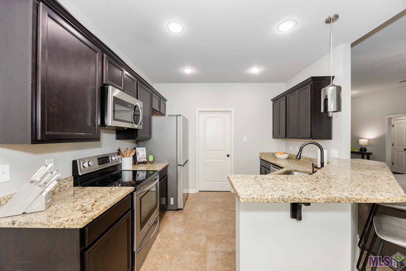 42258 Devall Road Prairieville, LA 70769 - Photo 4 of 7