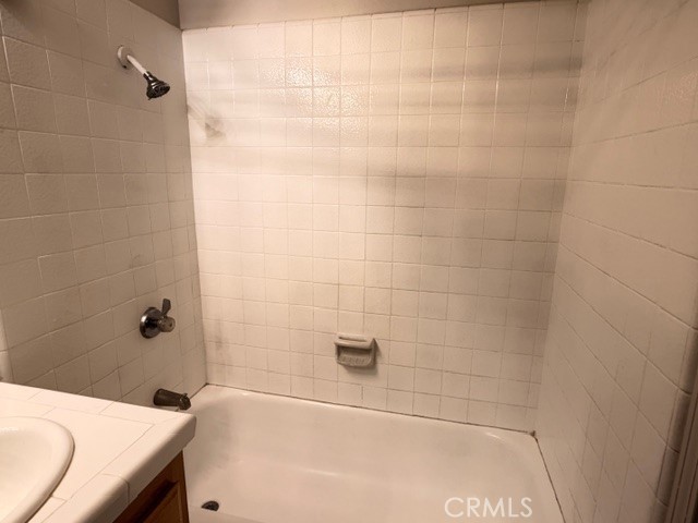 1022 Regis Way Tustin, CA 92780 - Photo 26 of 43