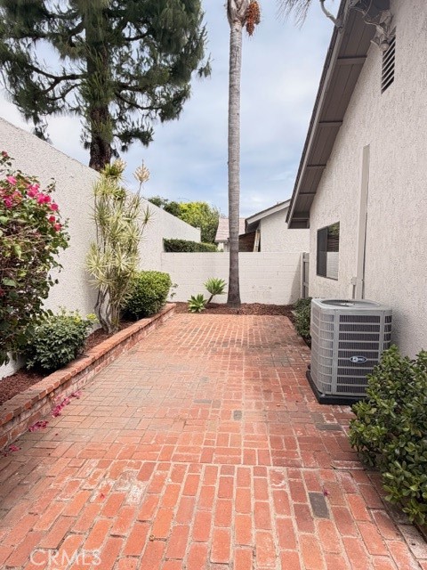 1022 Regis Way Tustin, CA 92780 - Photo 29 of 43