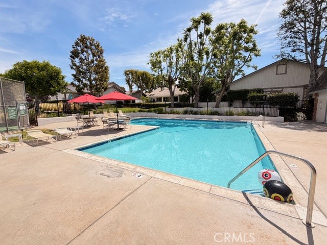 1022 Regis Way Tustin, CA 92780 - Photo 40 of 43