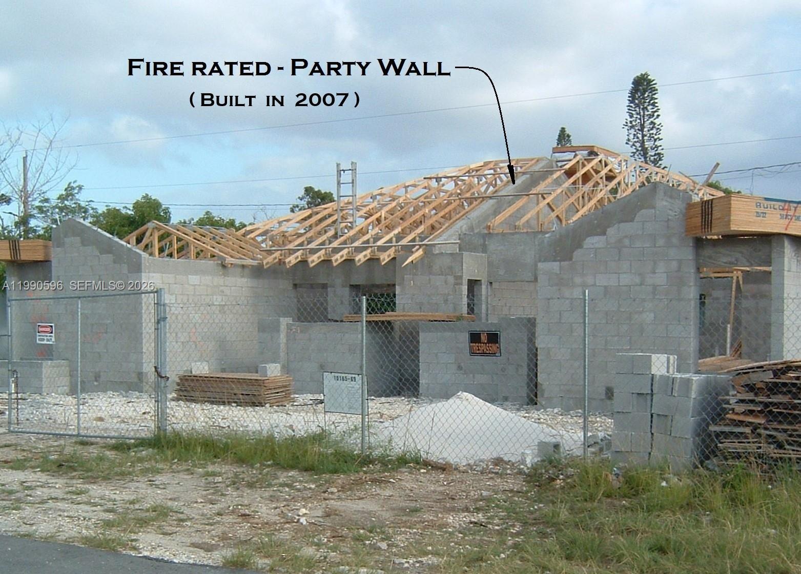 10169 Southwest 171st Street Miami, FL 33157 - Photo 13 of 33 Party Wall(2007 Construction)