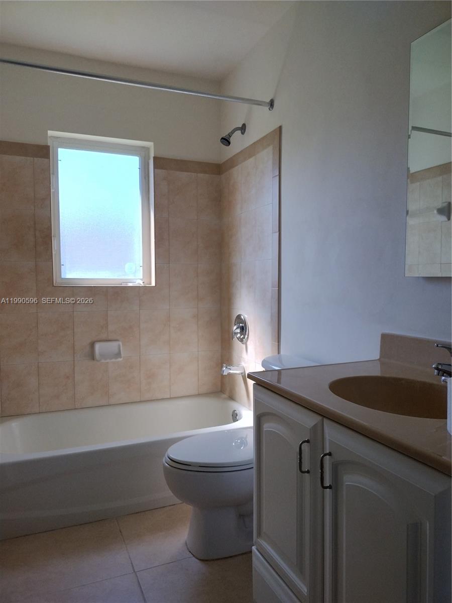 10169 Southwest 171st Street Miami, FL 33157 - Photo 23 of 33 Hall Adjacent