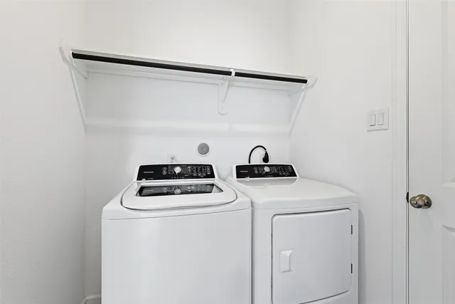 $2,200 | 9527 Twilight Briar Lane, Baytown, TX 77521