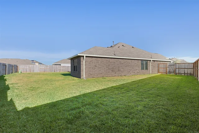 $2,200 | 9527 Twilight Briar Lane, Baytown, TX 77521