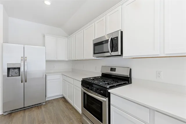 $2,200 | 9527 Twilight Briar Lane, Baytown, TX 77521