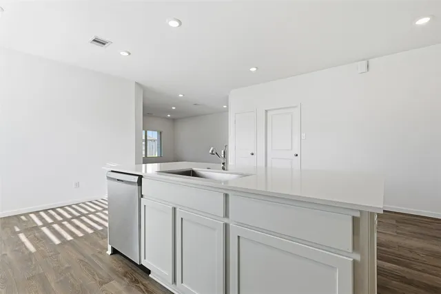 $2,200 | 9527 Twilight Briar Lane, Baytown, TX 77521