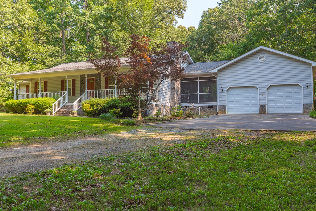 311 Johnson Road Chatsworth, GA 30705 - Photo 3 of 46 Gallery Image 3