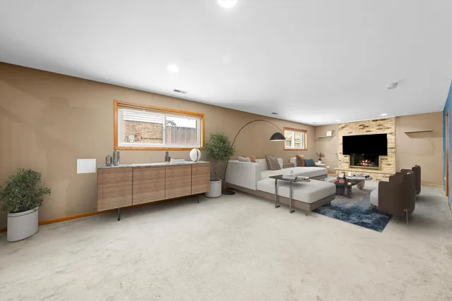 $435,000 | 3518 South Harvey Avenue, Berwyn, IL 60402