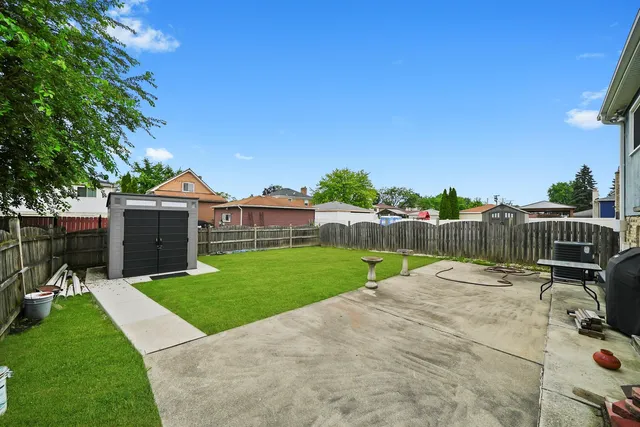 $435,000 | 3518 South Harvey Avenue, Berwyn, IL 60402