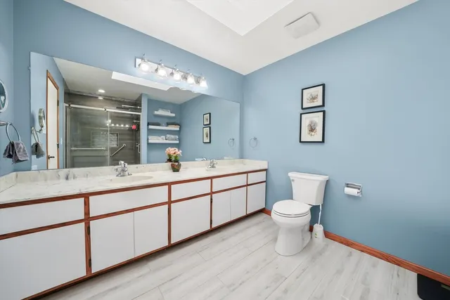 $435,000 | 3518 South Harvey Avenue, Berwyn, IL 60402