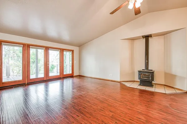 $325,000 | 34128 Shaver Springs Road, Auberry, CA 93602