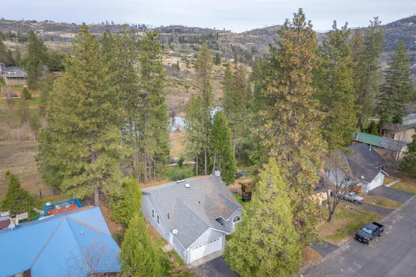 $325,000 | 34128 Shaver Springs Road, Auberry, CA 93602