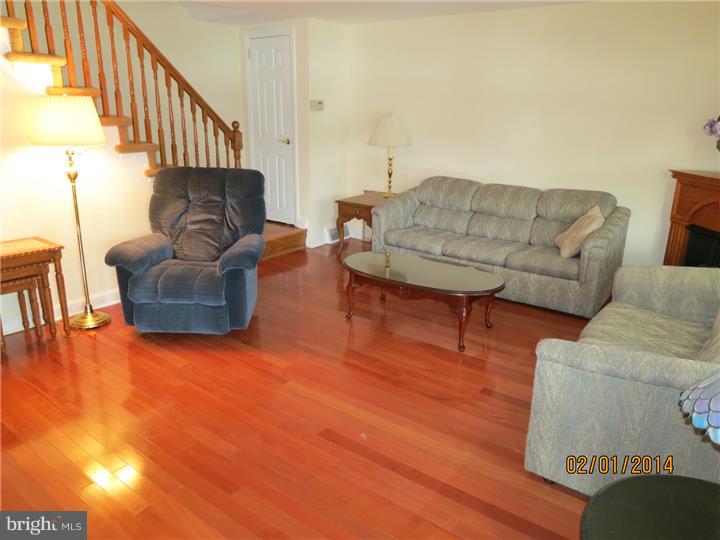 408 Devon Road Havertown, PA 19083 - Photo 3 of 24 Living Room