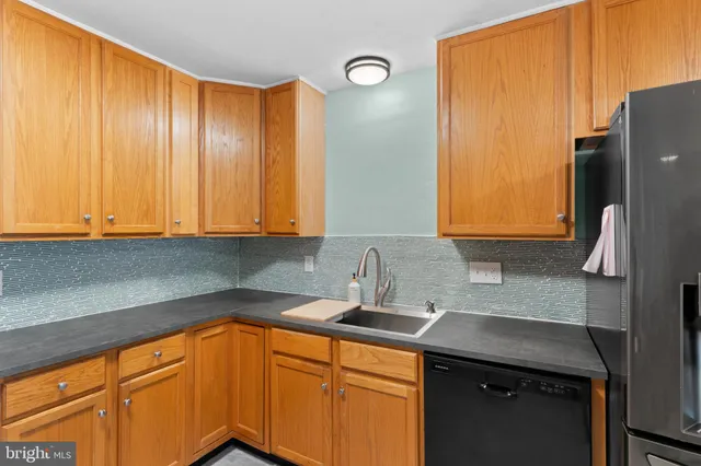 $495,000 | 203 North Lincoln Avenue, Sterling, VA 20164