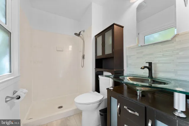 $495,000 | 203 North Lincoln Avenue, Sterling, VA 20164