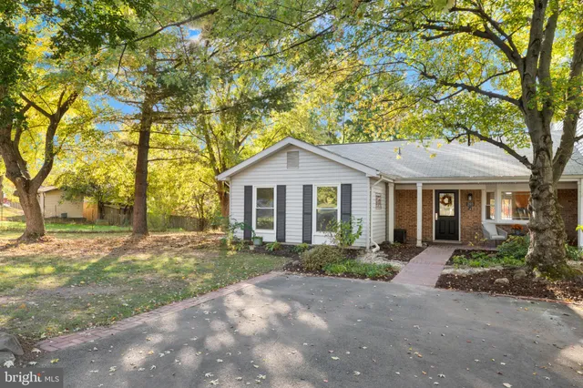 $495,000 | 203 North Lincoln Avenue, Sterling, VA 20164