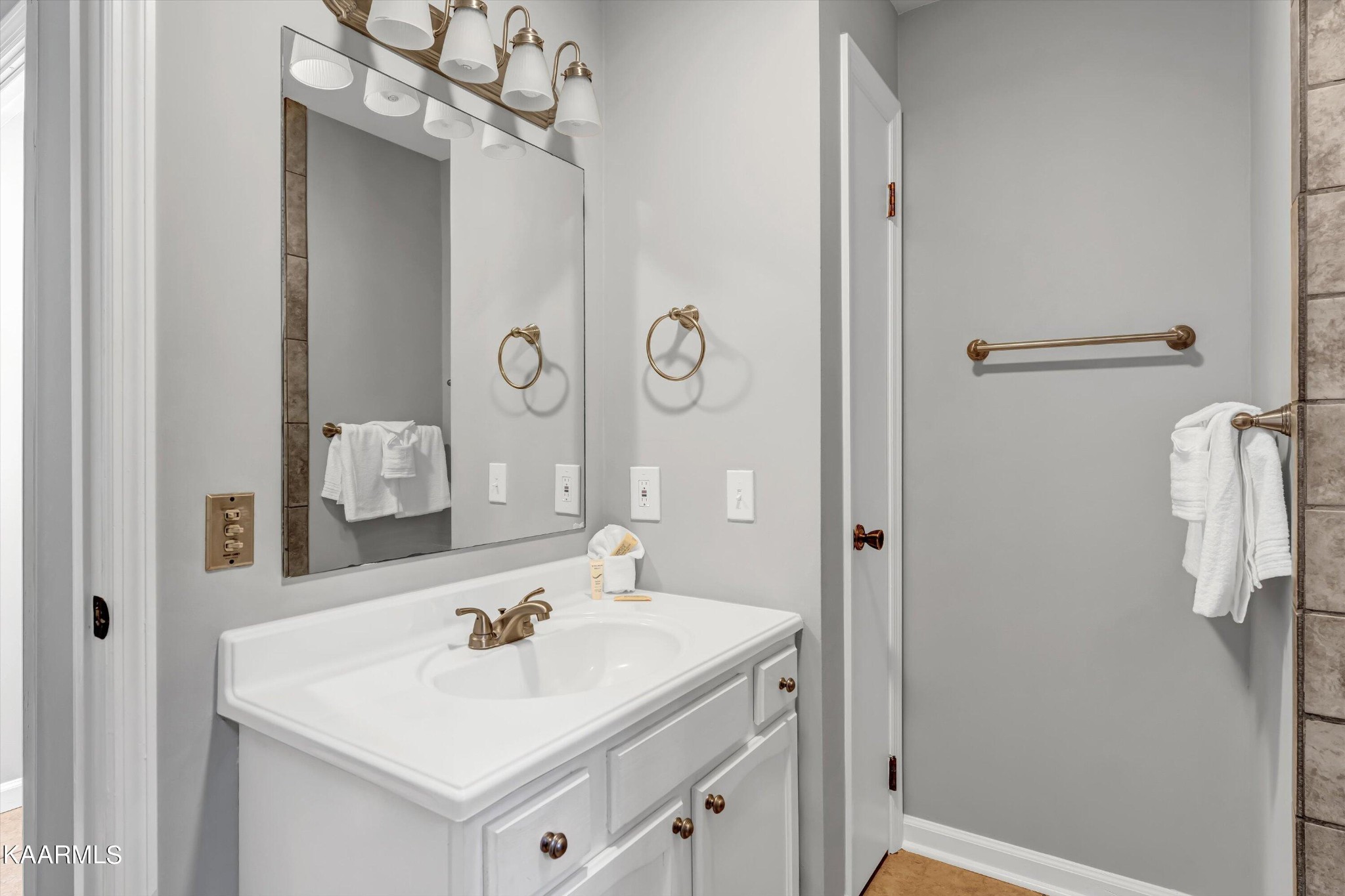 3771 Henry Town Road Sevierville, TN 37876 - Photo 18 of 42 Gallery Image 18