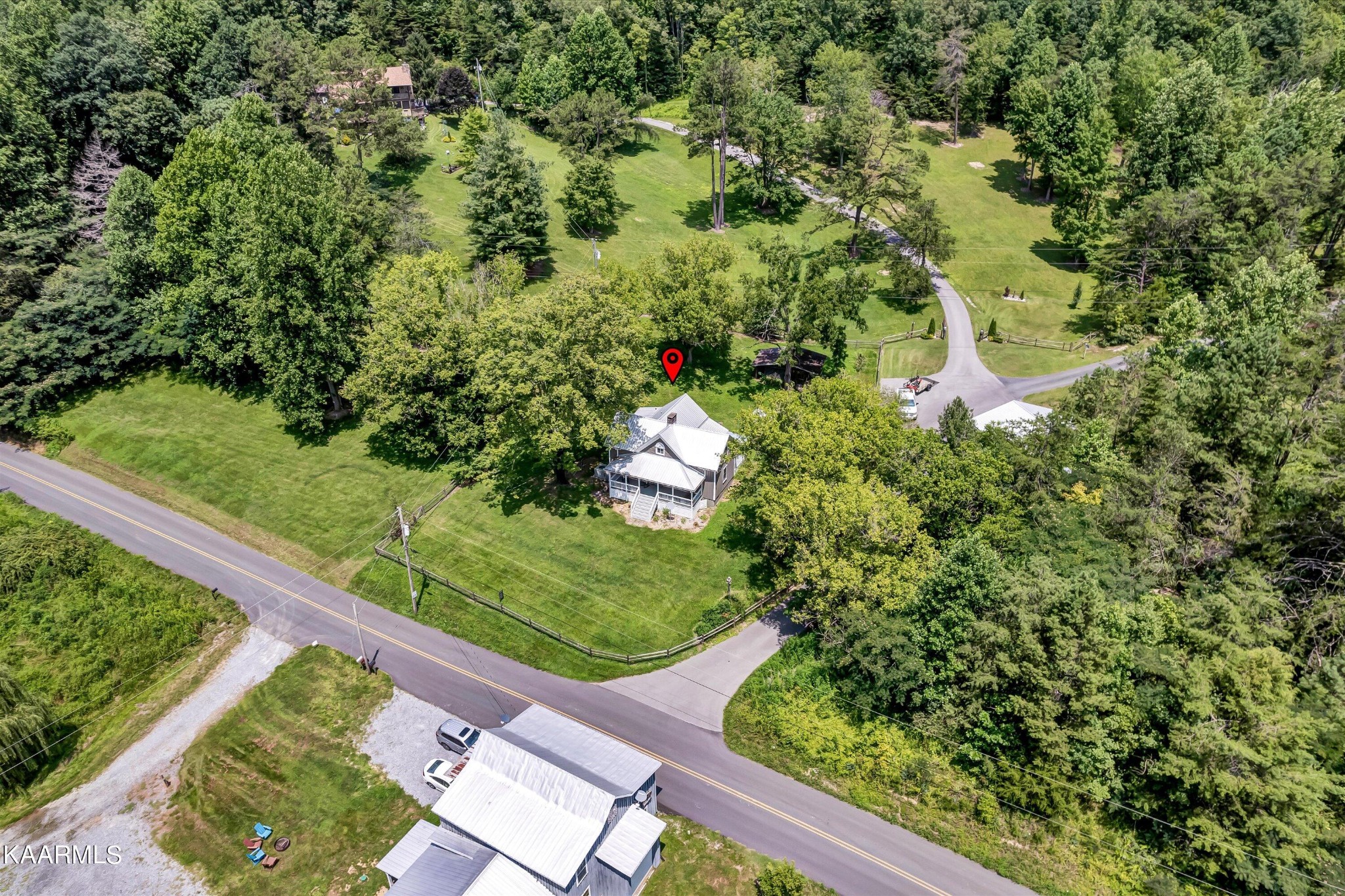 3771 Henry Town Road Sevierville, TN 37876 - Photo 34 of 42 Gallery Image 34