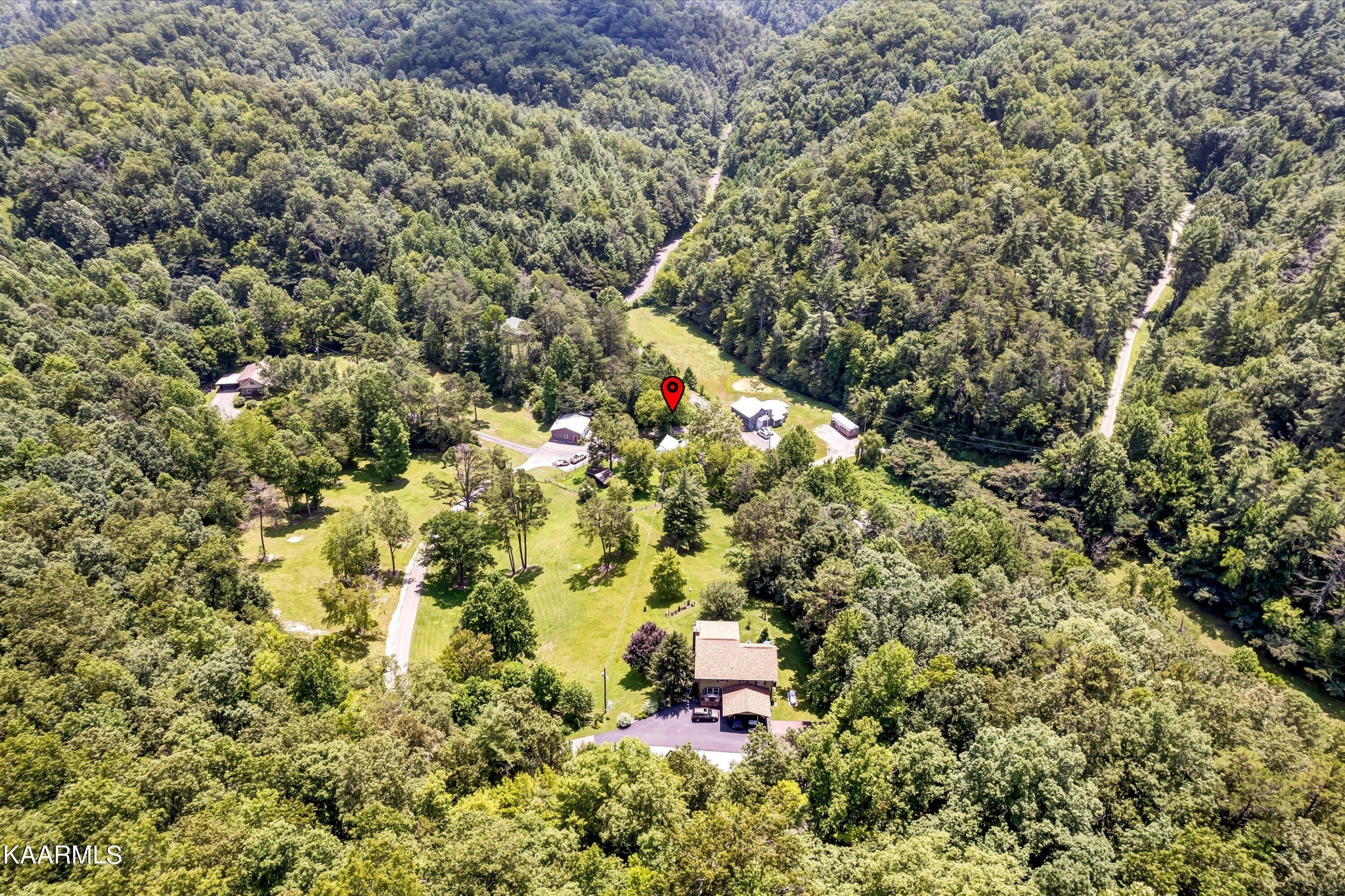 3771 Henry Town Road Sevierville, TN 37876 - Photo 40 of 42 Gallery Image 40