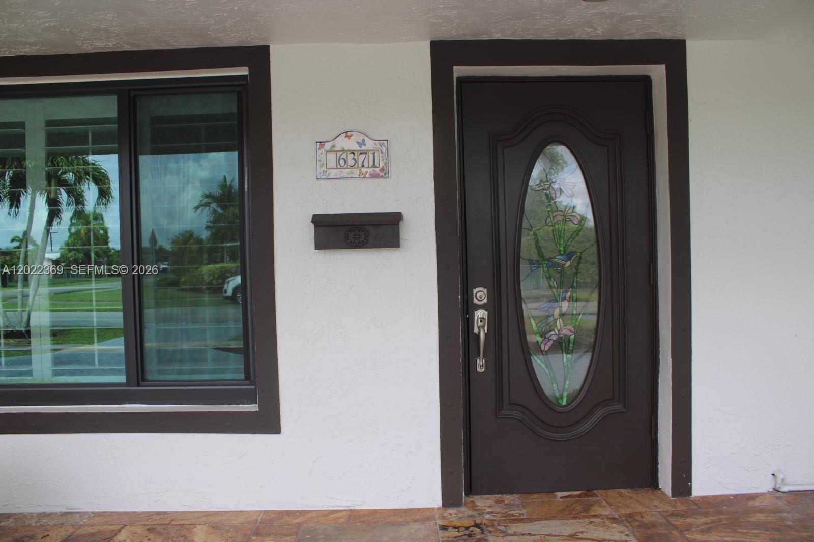 6371 Southwest 109th Court Miami, FL 33173 - Photo 3 of 45