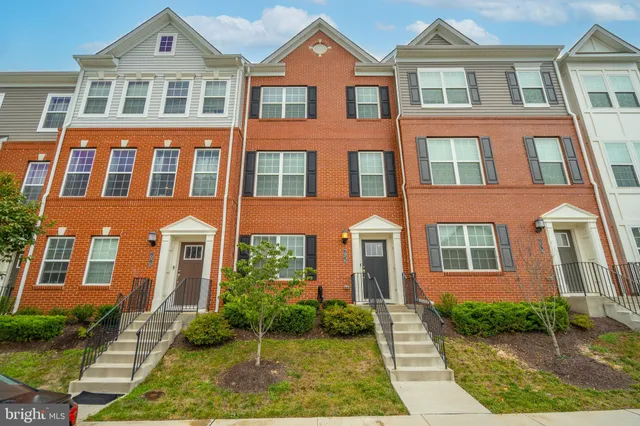 $579,000 | 7976 Potter Place, Elkridge, MD 21075