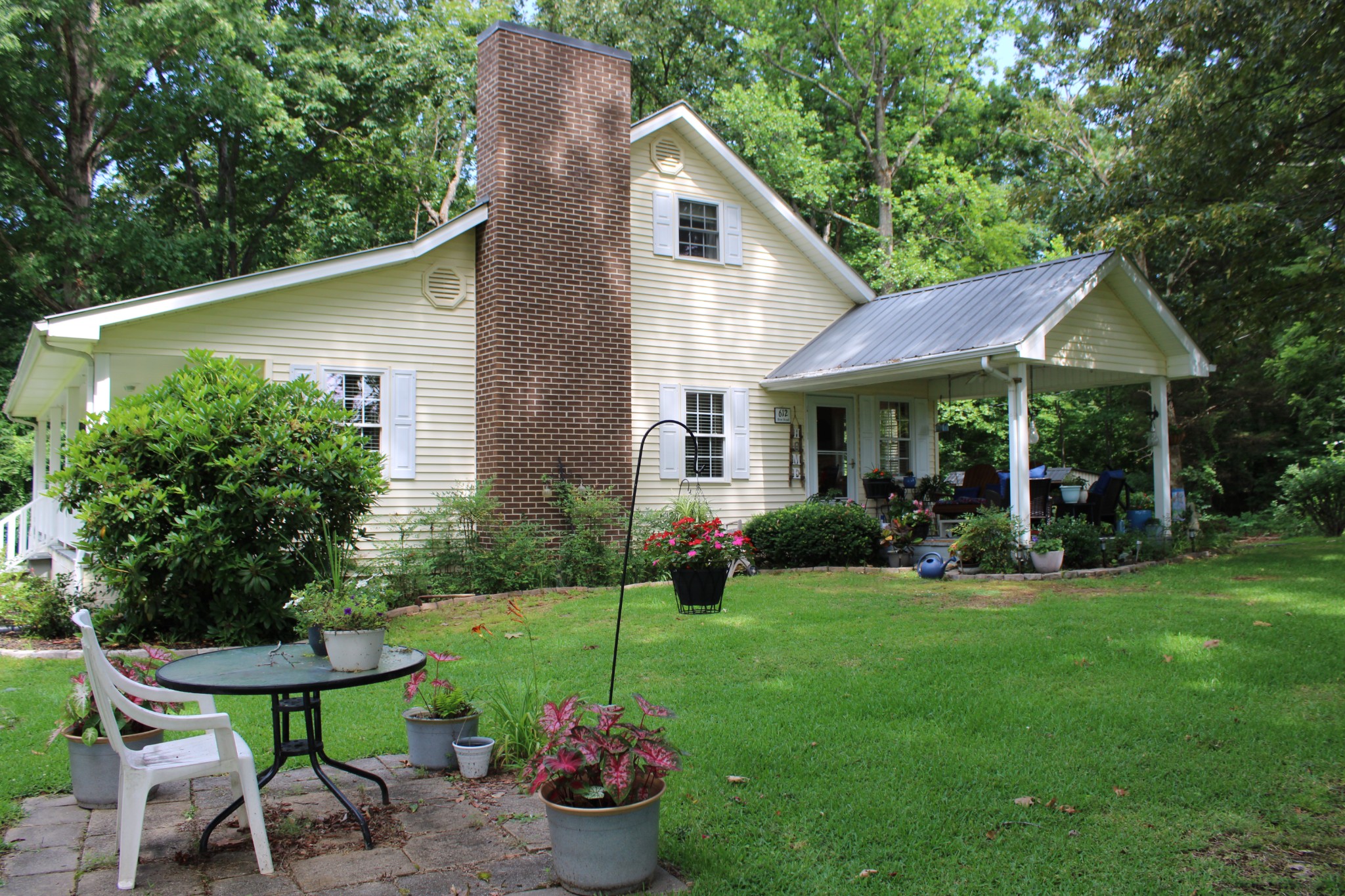 612 Bost Road McMinnville, TN 37110 - Photo 4 of 47