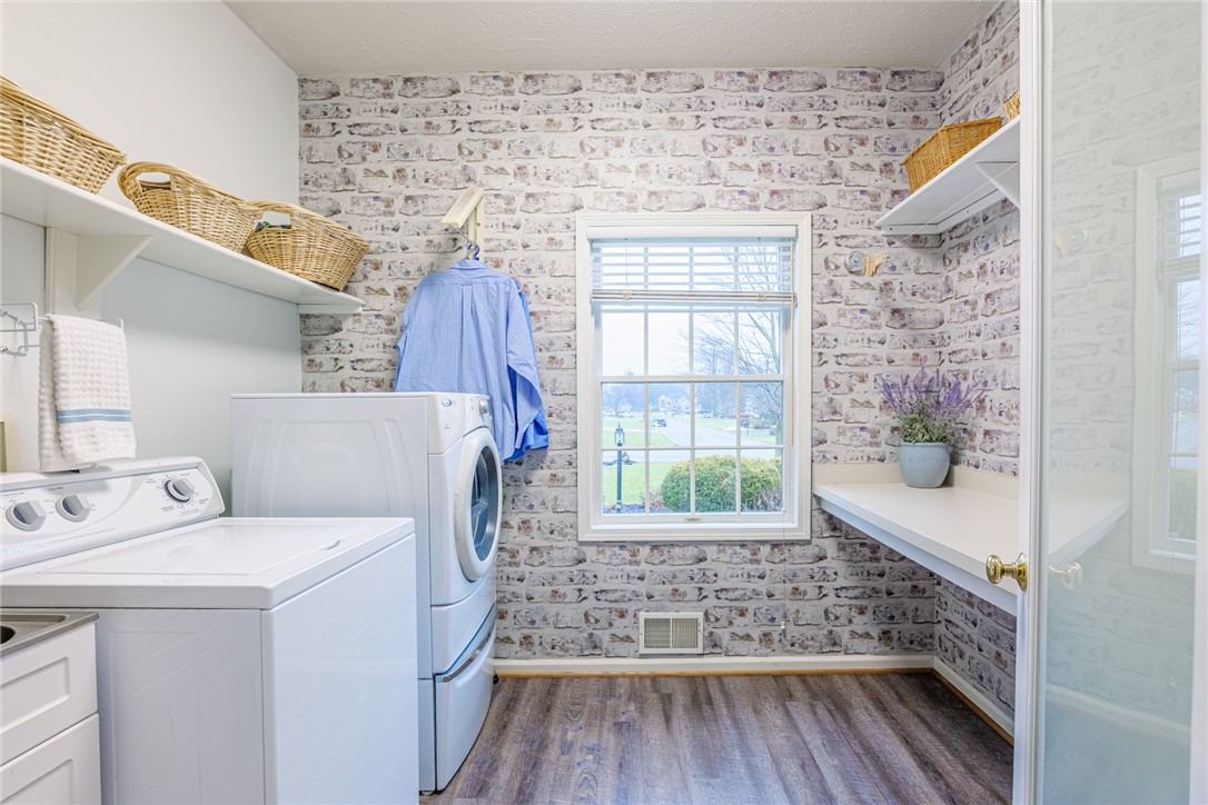 31 St Ebba's Drive Penfield, NY 14526 - Photo 23 of 49 Oversized 1st floor laundry!
