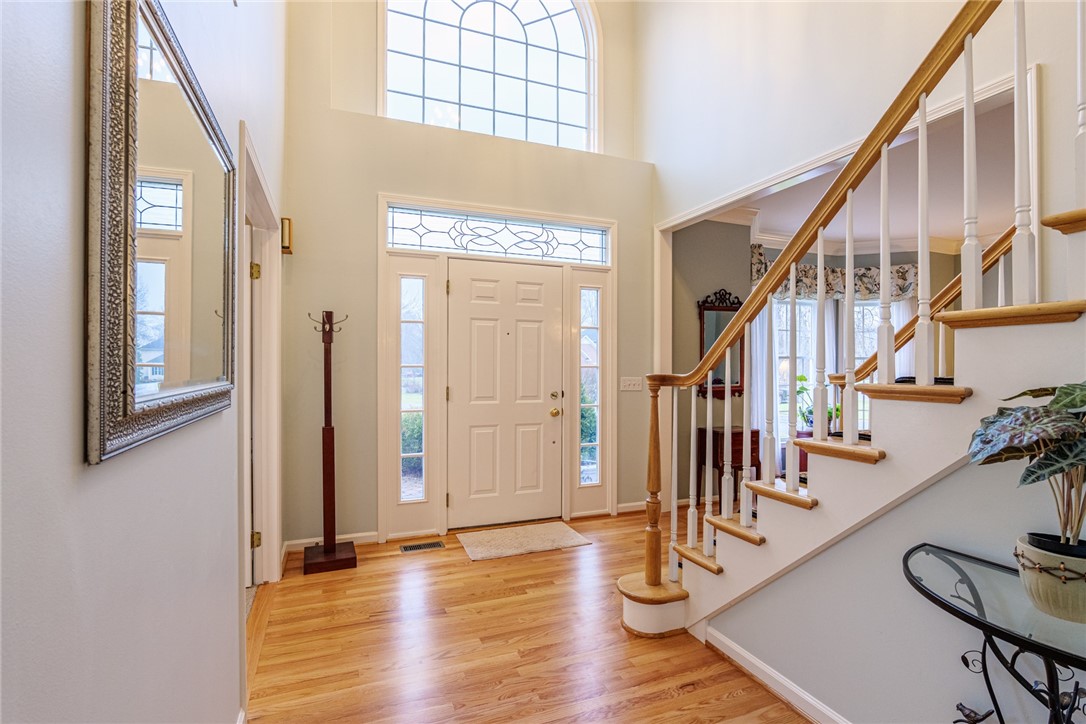 31 St Ebba's Drive Penfield, NY 14526 - Photo 5 of 49 STUNNING 2 Story Foyer!