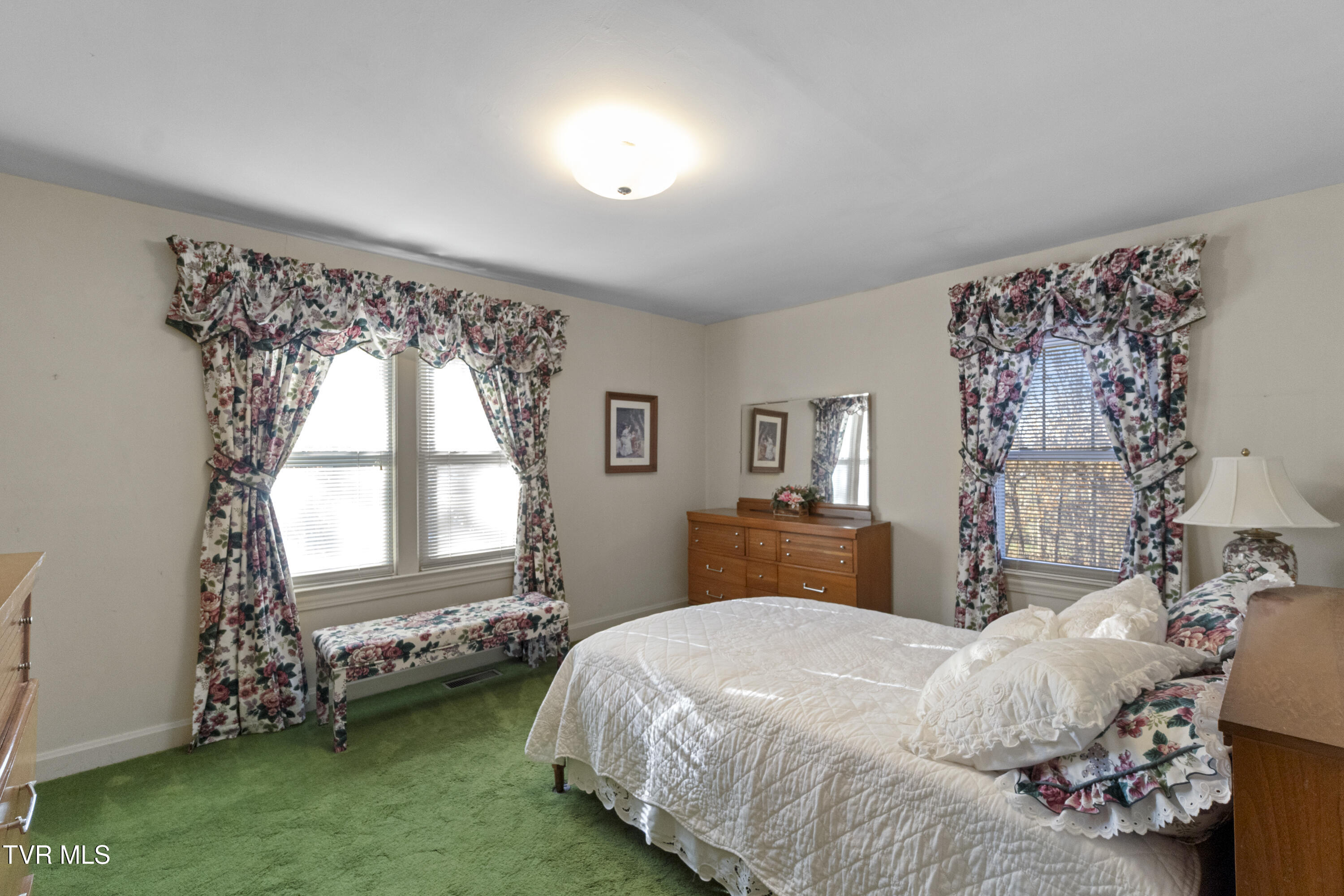 285 Greystone Road Greeneville, TN 37743 - Photo 21 of 63 19