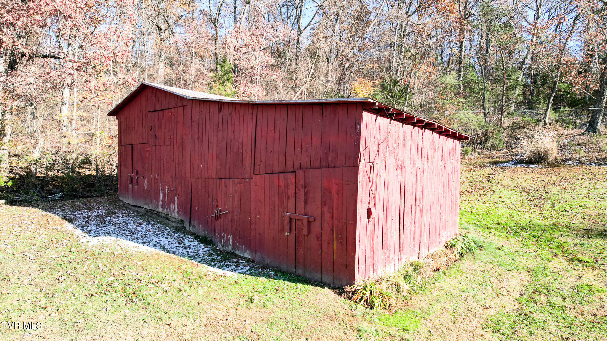 285 Greystone Road Greeneville, TN 37743 - Photo 33 of 63 32