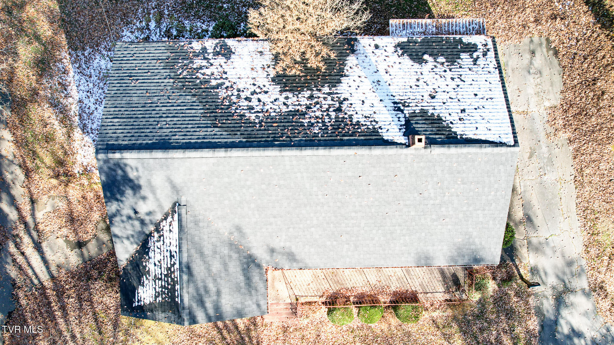 285 Greystone Road Greeneville, TN 37743 - Photo 35 of 63 34