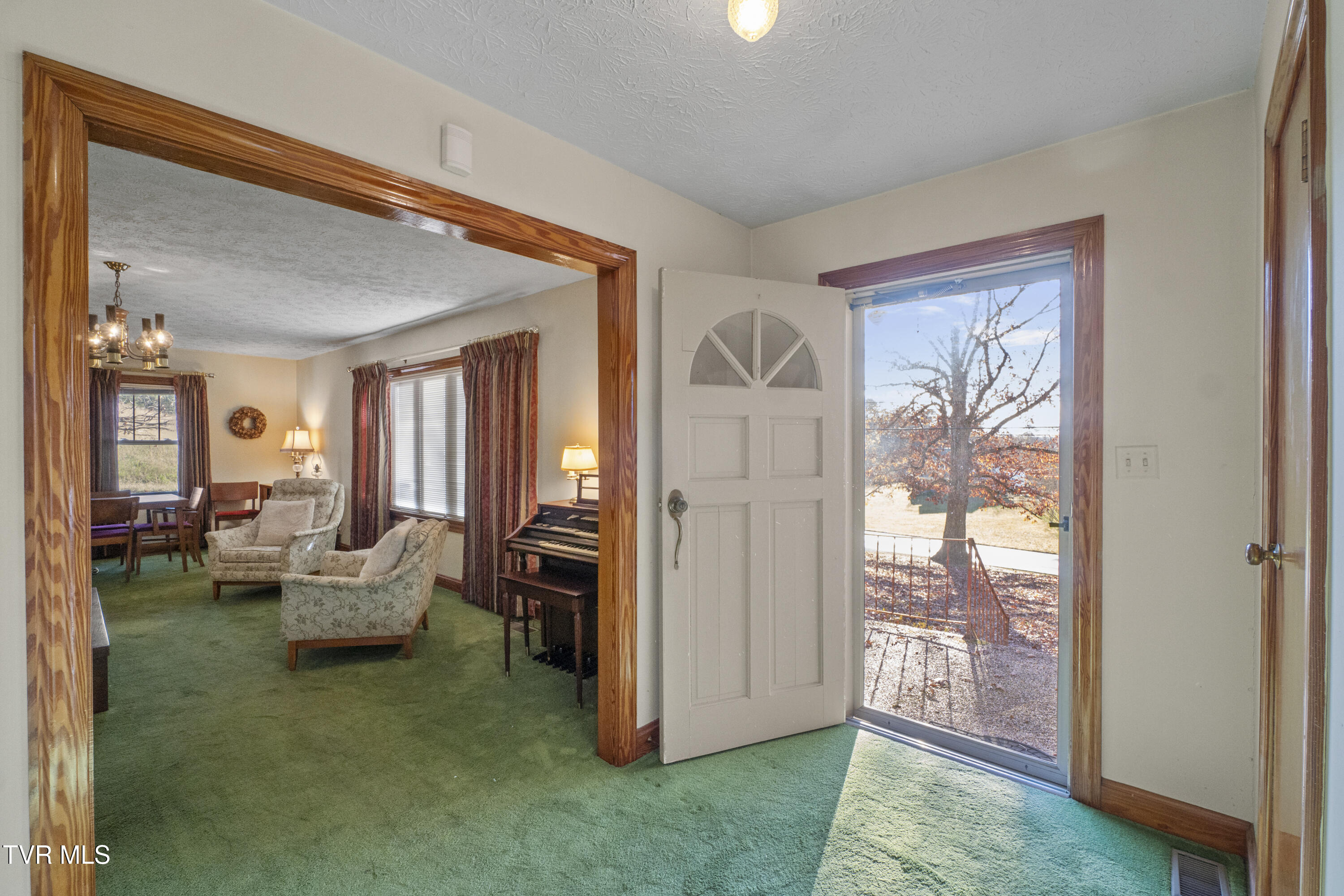 285 Greystone Road Greeneville, TN 37743 - Photo 8 of 63 6