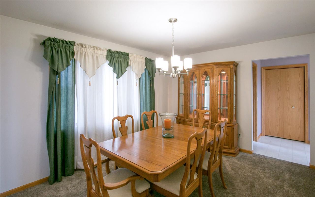 1592 Iwv Road Southwest Oxford, IA 52322 - Photo 10 of 25 Gallery Image 10